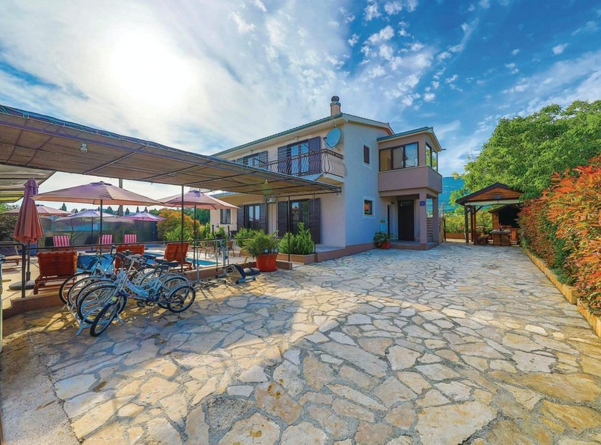 Mediterranean Stylish Villa With Pool In Kastel Stari Kaštela Eksteriør bilde
